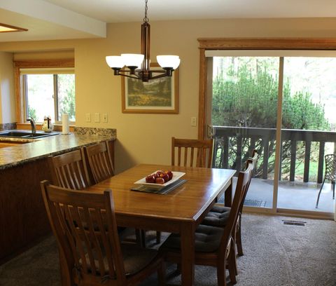Tiny photo for 57307 Beaver Ridge Loop #7D, Sunriver, OR 97707 (MLS # 220212127)