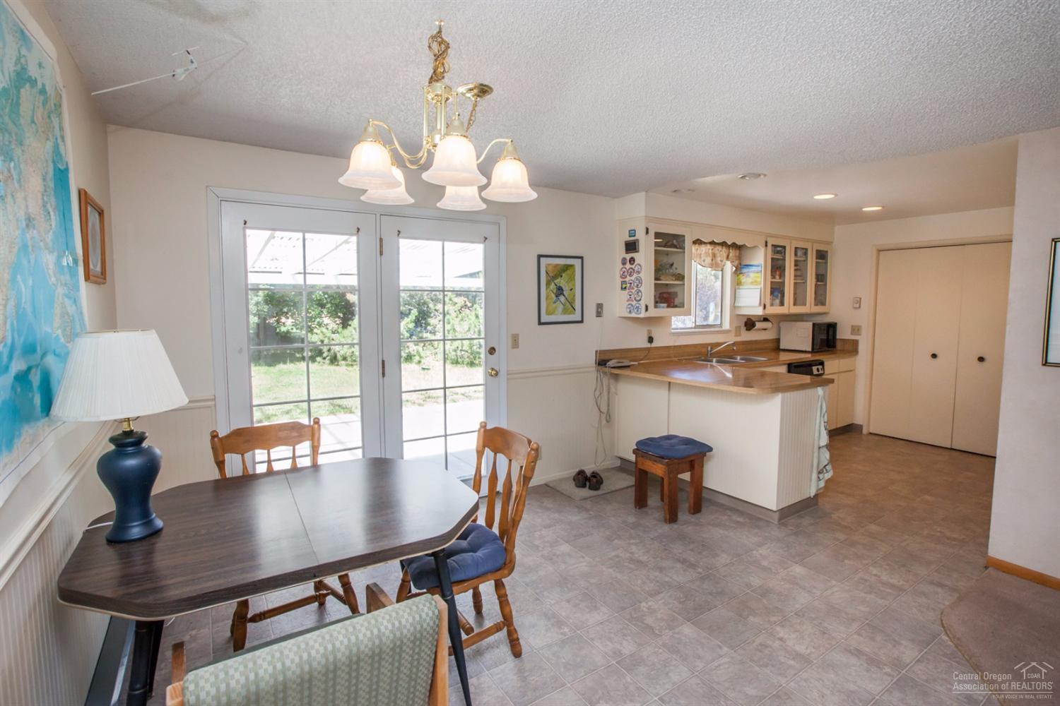 East Villa - Residential