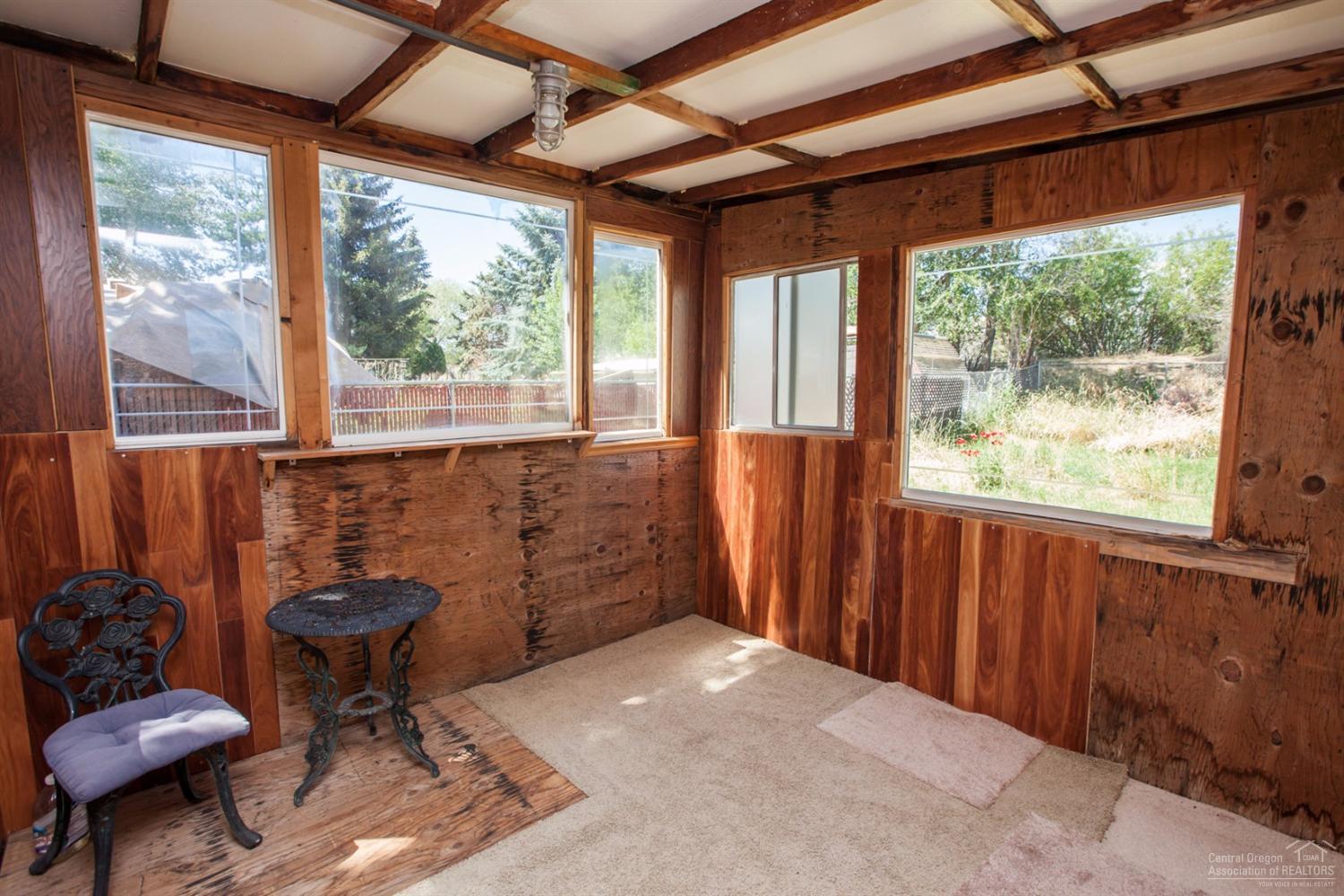 East Villa - Residential