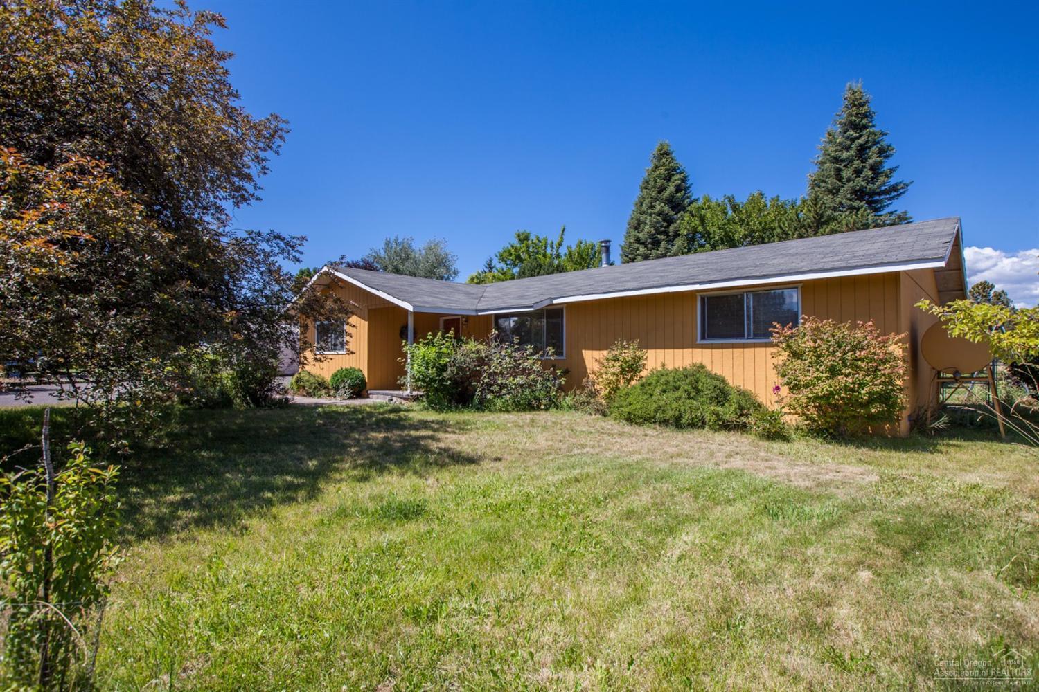 East Villa - Residential