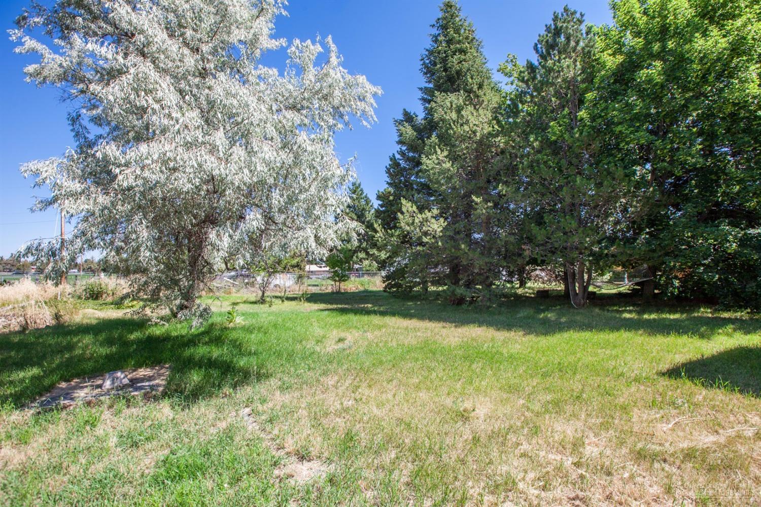 East Villa - Residential