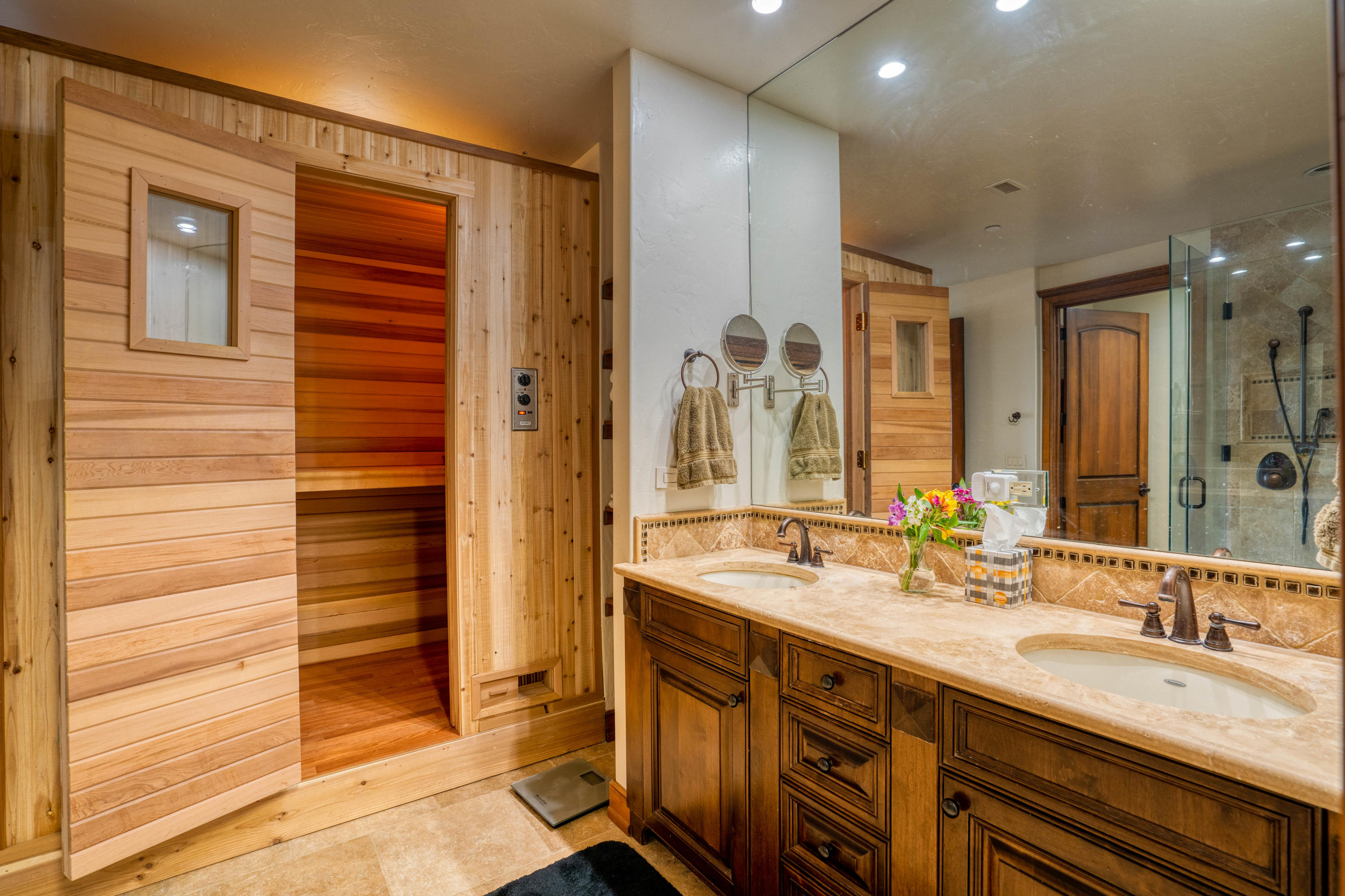 Plaza Condominiums - Residential