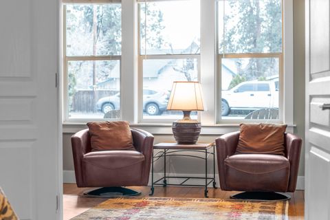 Tiny photo for 832 NE Revere Avenue, Bend, OR 97701 (MLS # 220215400)