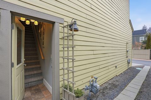 Tiny photo for 832 NE Revere Avenue, Bend, OR 97701 (MLS # 220215400)