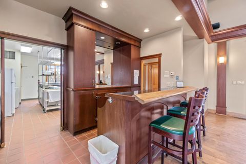 Tiny photo for 832 NE Revere Avenue, Bend, OR 97701 (MLS # 220215400)