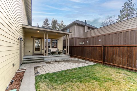 Tiny photo for 832 NE Revere Avenue, Bend, OR 97701 (MLS # 220215400)