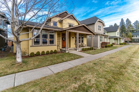 Tiny photo for 832 NE Revere Avenue, Bend, OR 97701 (MLS # 220215400)