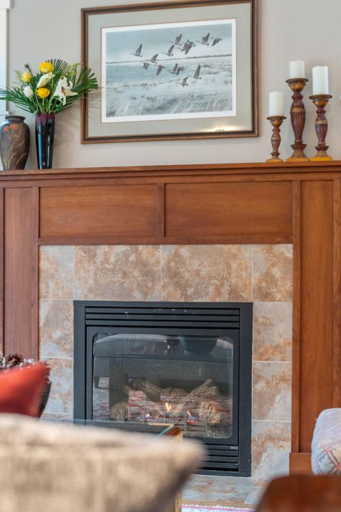 Tiny photo for 832 NE Revere Avenue, Bend, OR 97701 (MLS # 220215400)