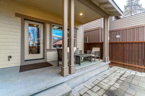 Tiny photo for 832 NE Revere Avenue, Bend, OR 97701 (MLS # 220215400)