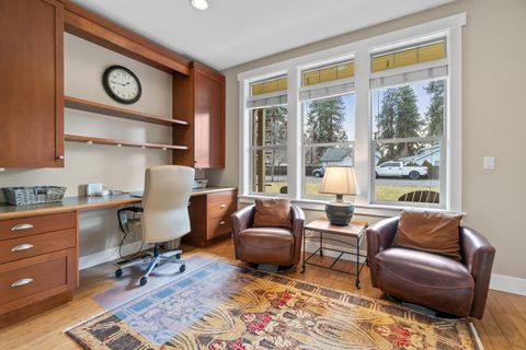 Tiny photo for 832 NE Revere Avenue, Bend, OR 97701 (MLS # 220215400)