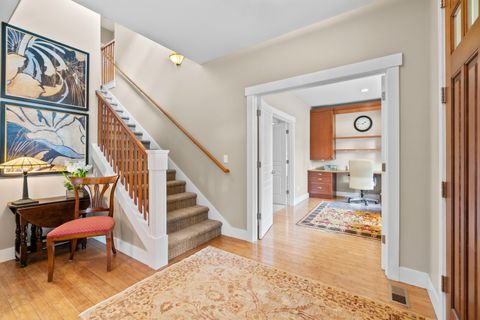 Tiny photo for 832 NE Revere Avenue, Bend, OR 97701 (MLS # 220215400)