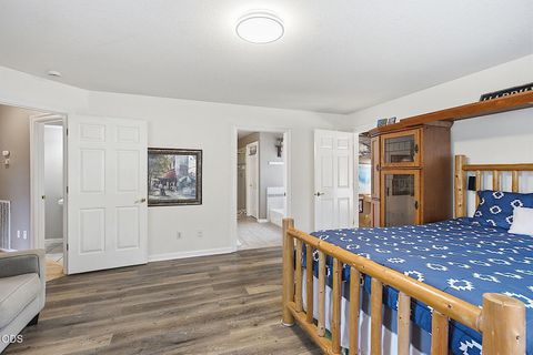 Tiny photo for 921 NE Beacon Drive, Grants Pass, OR 97526 (MLS # 220224499)