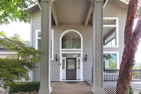 Tiny photo for 921 NE Beacon Drive, Grants Pass, OR 97526 (MLS # 220224499)