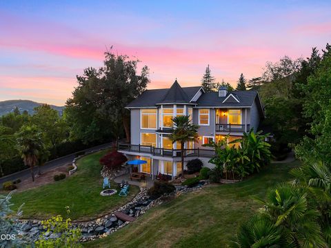 Tiny photo for 921 NE Beacon Drive, Grants Pass, OR 97526 (MLS # 220224499)