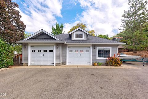 Tiny photo for 921 NE Beacon Drive, Grants Pass, OR 97526 (MLS # 220224499)