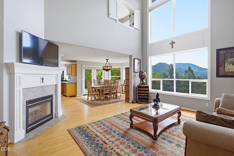 Tiny photo for 921 NE Beacon Drive, Grants Pass, OR 97526 (MLS # 220224499)