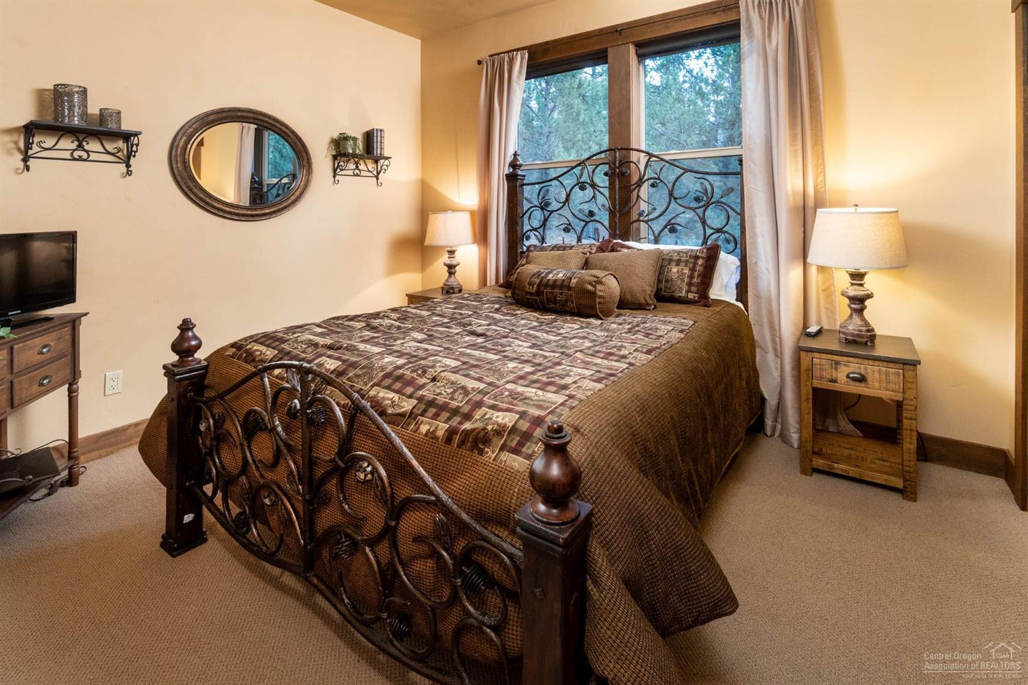 Awbrey Glen - Residential