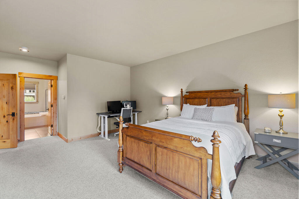 PointsWest - Residential