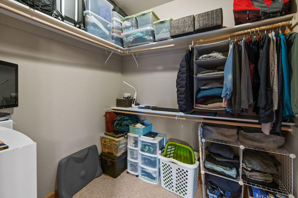 PointsWest - Residential