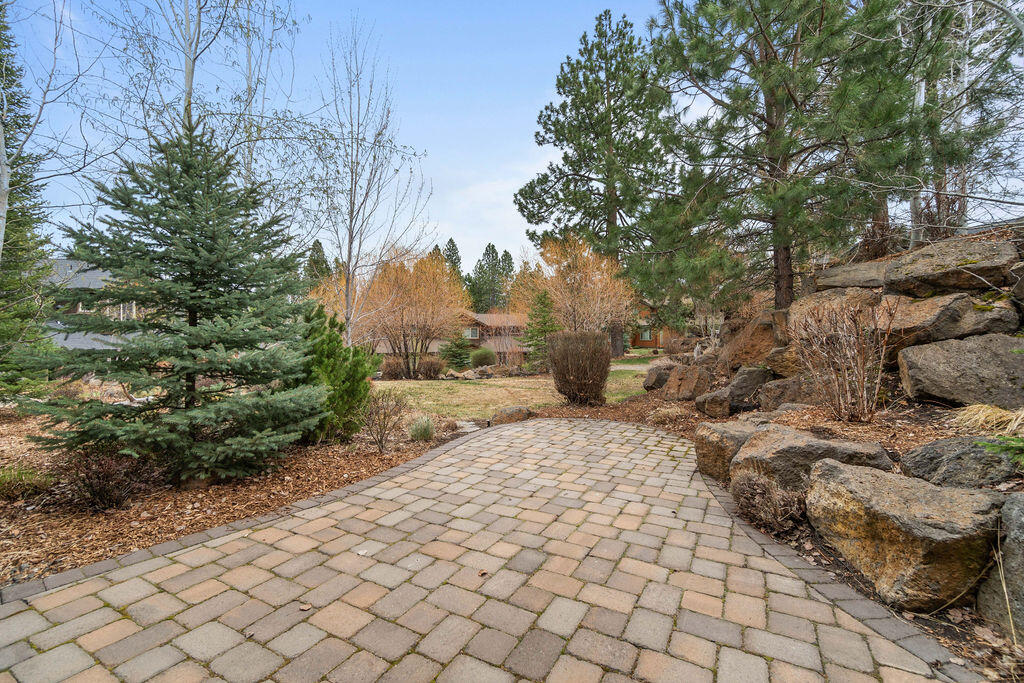 PointsWest - Residential