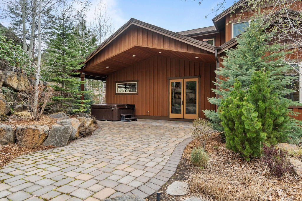 PointsWest - Residential