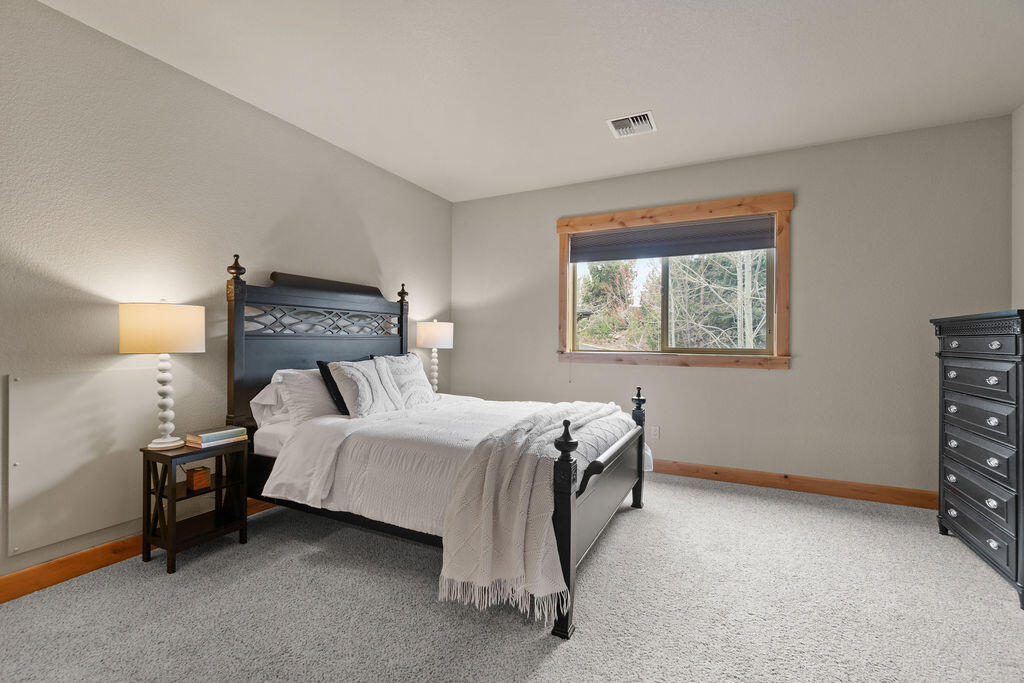 PointsWest - Residential