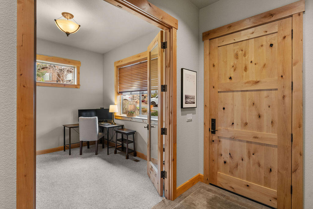 PointsWest - Residential