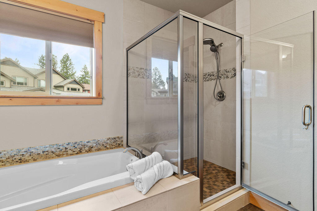 PointsWest - Residential