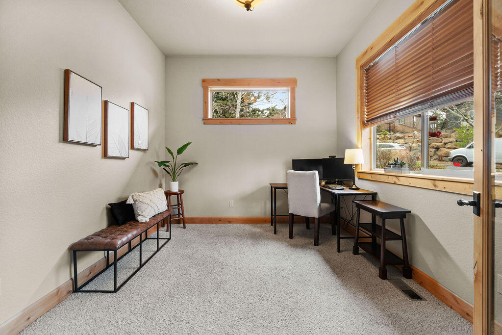 PointsWest - Residential