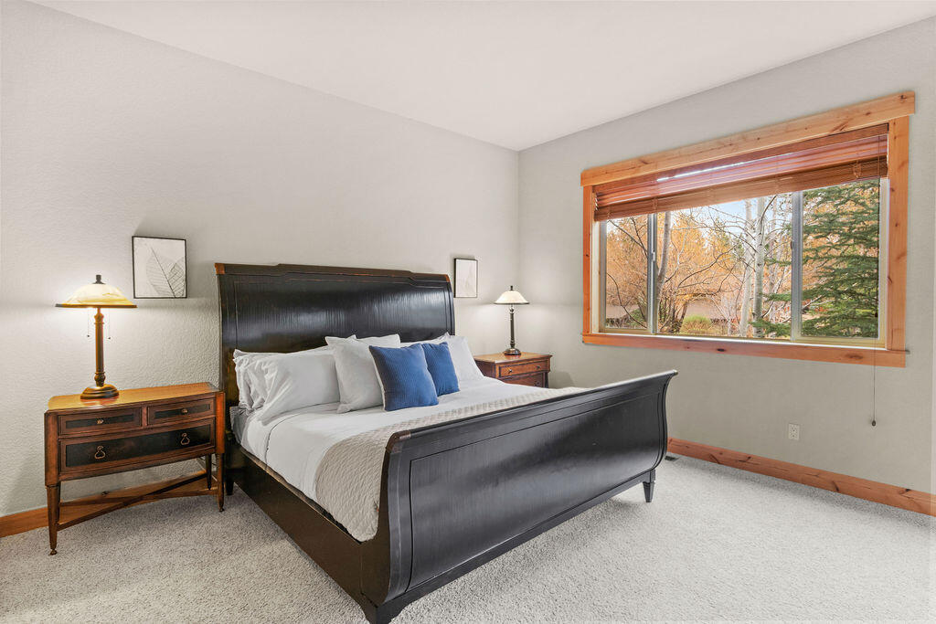 PointsWest - Residential