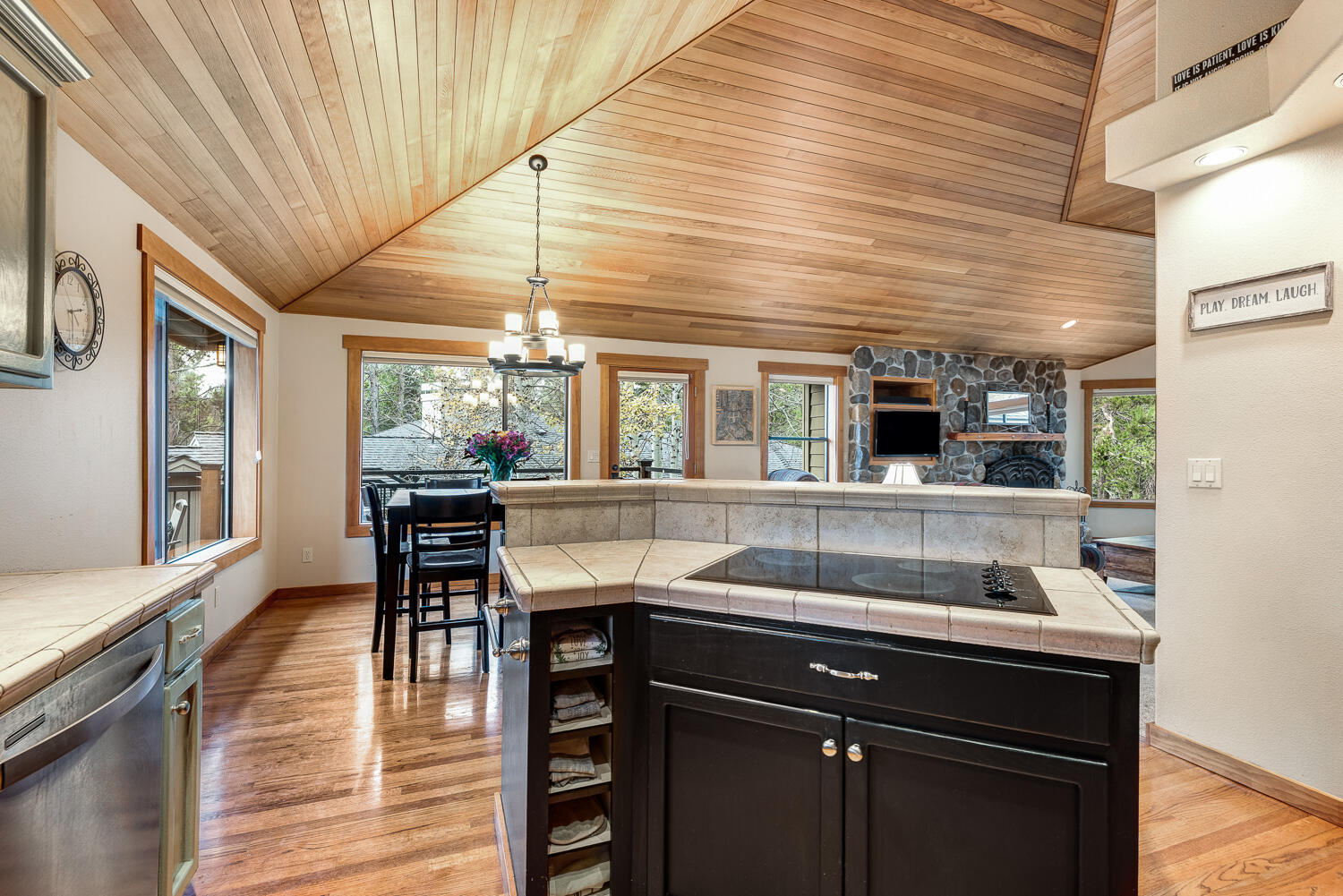 Fairway Crest Village - Residential