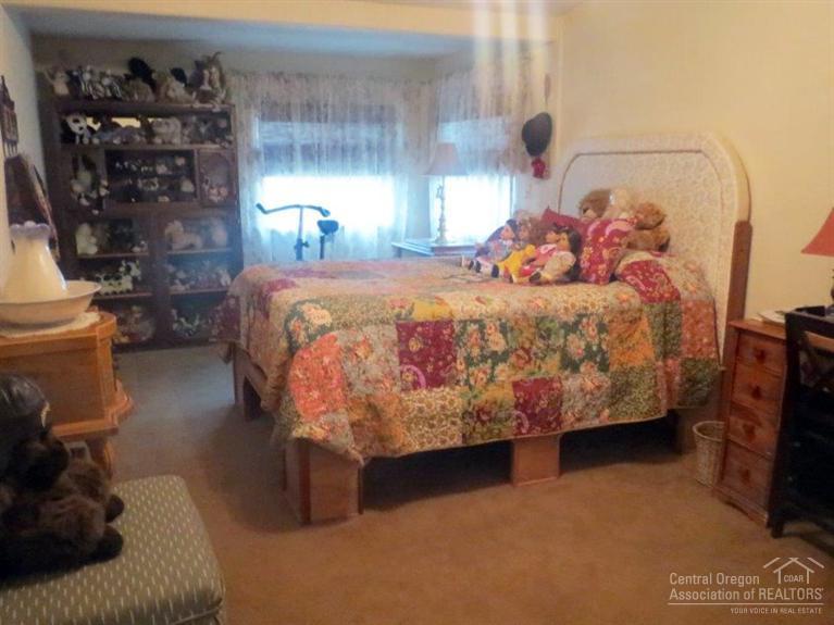 Whispering Pines - Residential