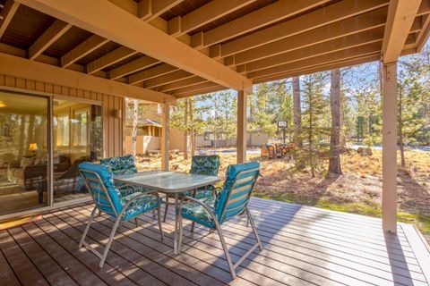 Tiny photo for 17822 Big Leaf Lane, Sunriver, OR 97707 (MLS # 220212157)