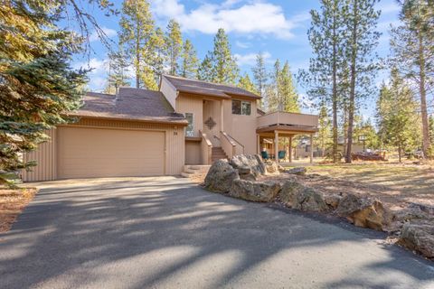 Tiny photo for 17822 Big Leaf Lane, Sunriver, OR 97707 (MLS # 220212157)