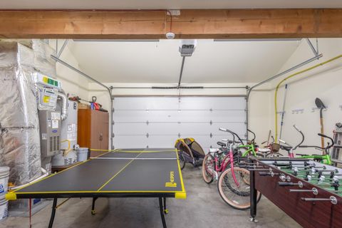 Tiny photo for 17822 Big Leaf Lane, Sunriver, OR 97707 (MLS # 220212157)