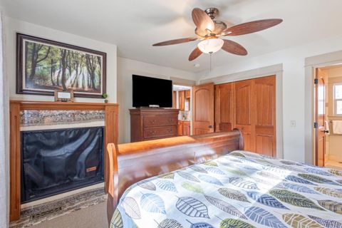 Tiny photo for 17822 Big Leaf Lane, Sunriver, OR 97707 (MLS # 220212157)