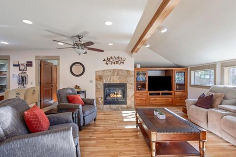 Tiny photo for 17822 Big Leaf Lane, Sunriver, OR 97707 (MLS # 220212157)