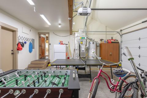 Tiny photo for 17822 Big Leaf Lane, Sunriver, OR 97707 (MLS # 220212157)