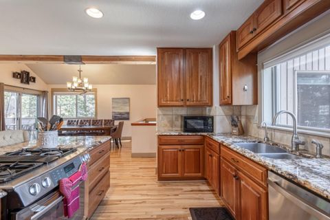 Tiny photo for 17822 Big Leaf Lane, Sunriver, OR 97707 (MLS # 220212157)