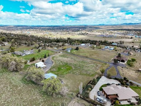 Tiny photo for 1766 SW Quail Drive, Madras, OR 97741 (MLS # 220219638)