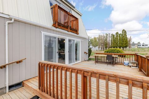 Tiny photo for 1766 SW Quail Drive, Madras, OR 97741 (MLS # 220219638)