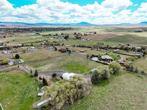 Tiny photo for 1766 SW Quail Drive, Madras, OR 97741 (MLS # 220219638)