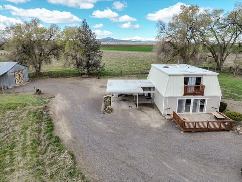 Tiny photo for 1766 SW Quail Drive, Madras, OR 97741 (MLS # 220219638)