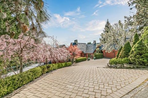 Tiny photo for 443 Conestoga Drive, Jacksonville, OR 97530 (MLS # 220223492)