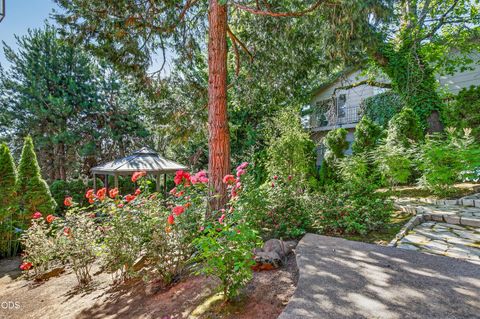 Tiny photo for 443 Conestoga Drive, Jacksonville, OR 97530 (MLS # 220223492)