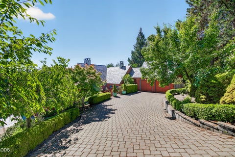 Tiny photo for 443 Conestoga Drive, Jacksonville, OR 97530 (MLS # 220223492)