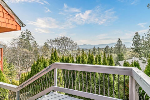 Tiny photo for 443 Conestoga Drive, Jacksonville, OR 97530 (MLS # 220223492)