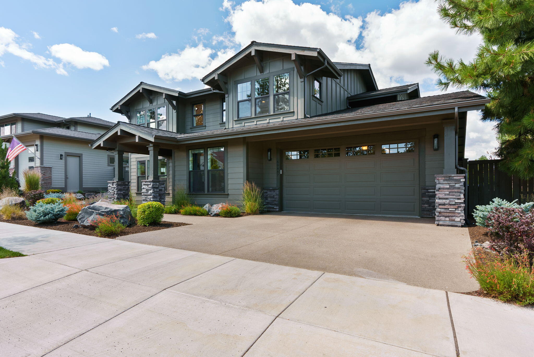 60887 SW Headwaters Loop