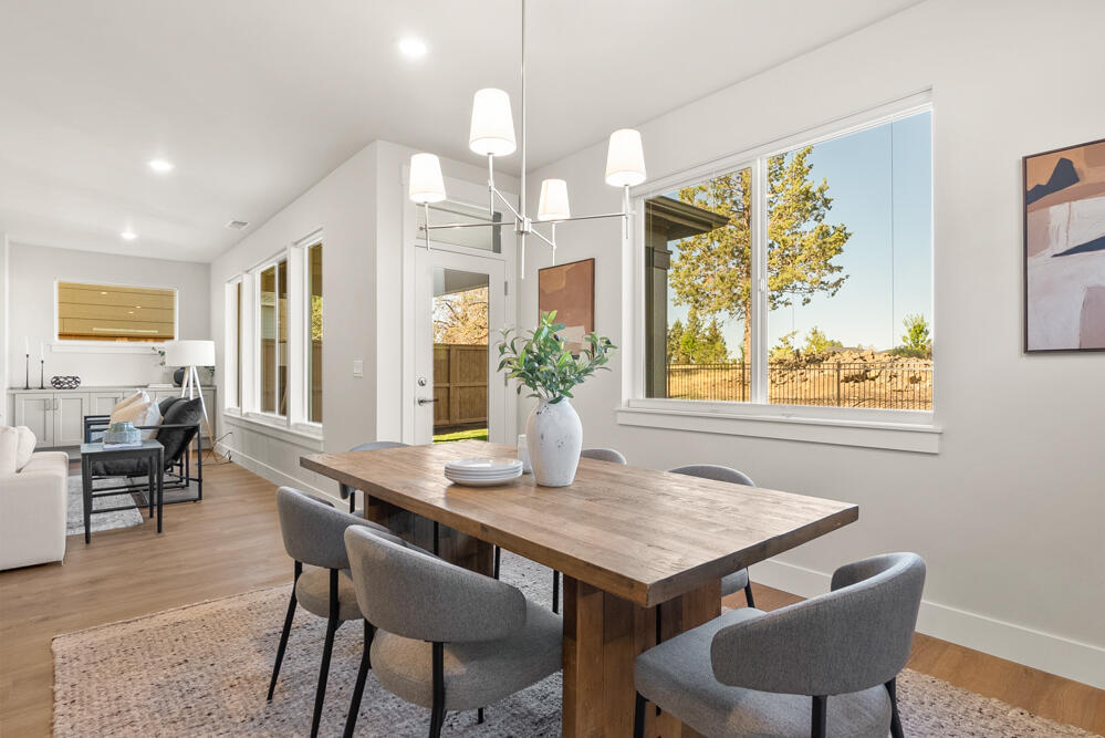 3803 NE Suchy Street