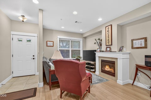 Tiny photo for 608 Fair Oaks Court, Ashland, OR 97520 (MLS # 220226605)
